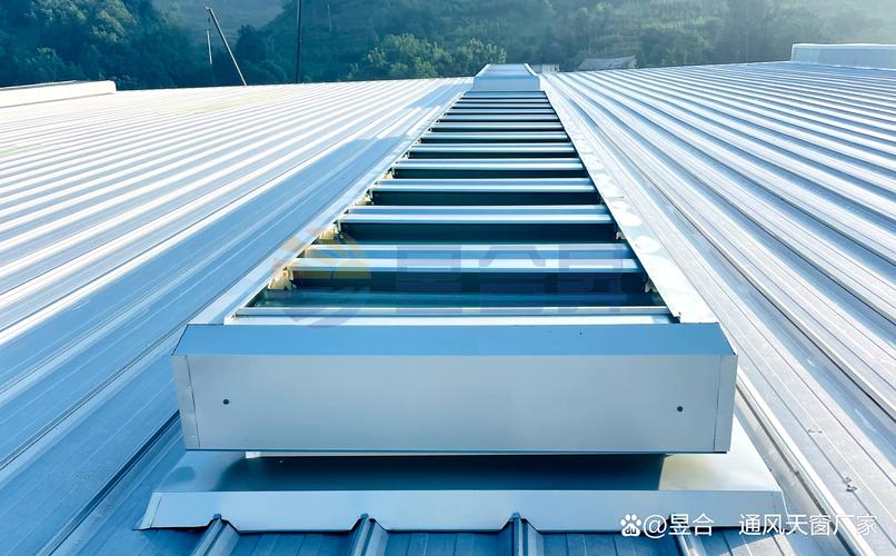 工业厂房屋顶的“呼吸系统” 成品通风气楼的全面解析